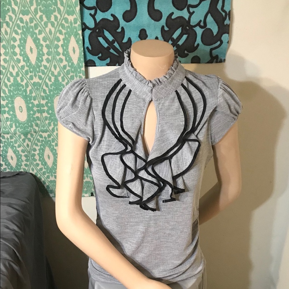 Short Sleeve Ruffle V-Neck - Picture 2 of 3